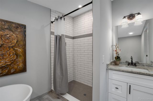 3047 Garden Avenue, Royal Oak, MI 48073