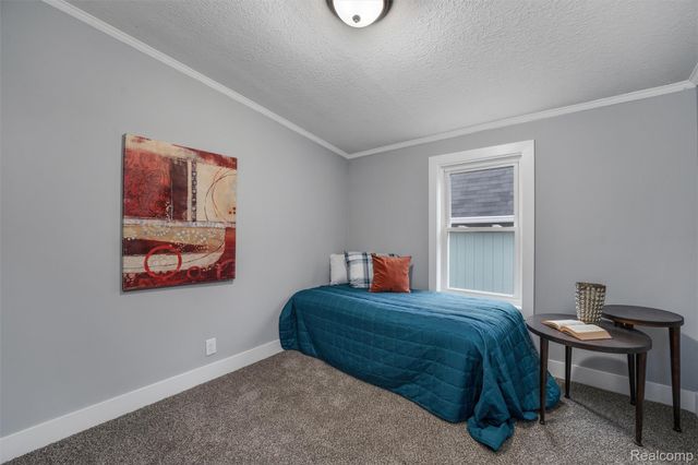 3047 Garden Avenue, Royal Oak, MI 48073