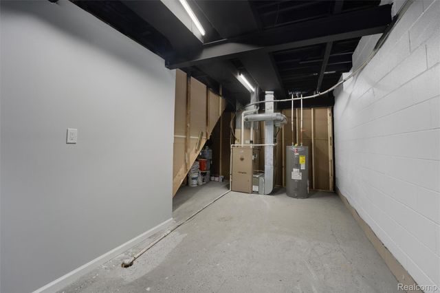 3047 Garden Avenue, Royal Oak, MI 48073