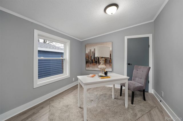 3047 Garden Avenue, Royal Oak, MI 48073