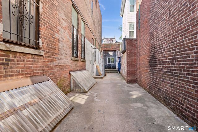 171 Wooster Street, New Haven, CT 06511