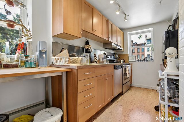 171 Wooster Street, New Haven, CT 06511