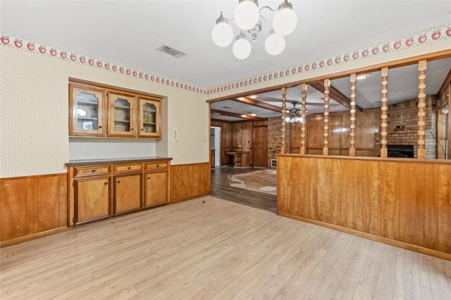 140 Pine Valley Drive, Livingston, TX 77351