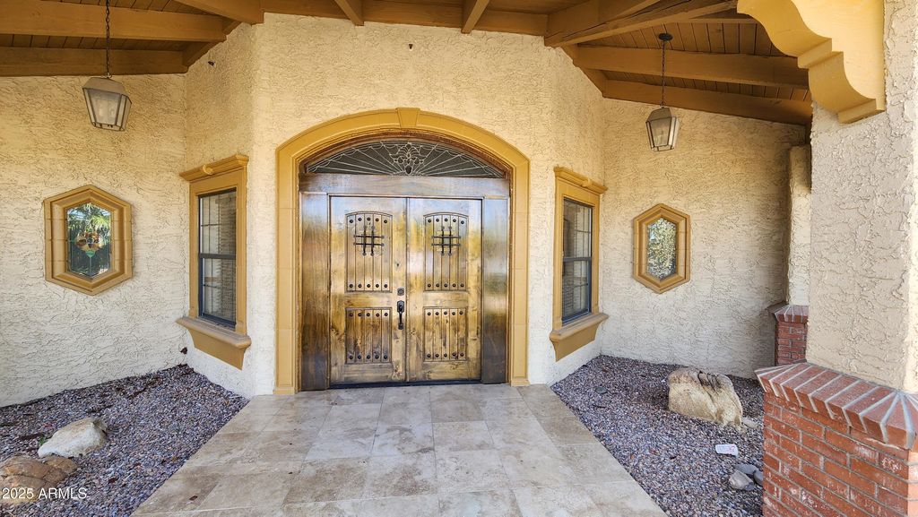 719 E COTTONWOOD Lane, Casa Grande, AZ 85122 — photo 2