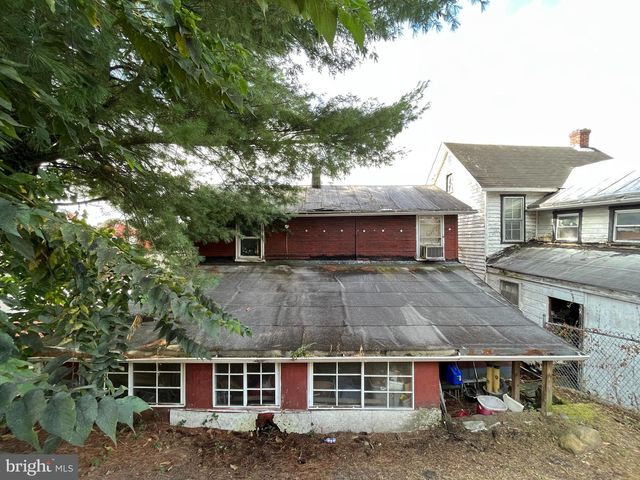 433 COLUMBIA ST, Cumberland, MD 21502