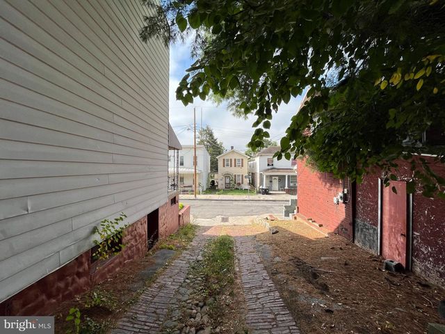 433 COLUMBIA ST, Cumberland, MD 21502