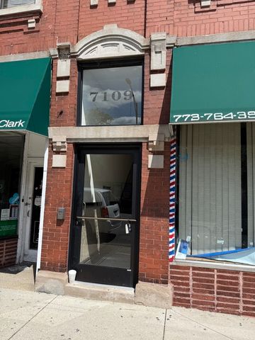 7109 N Clark Street 201, Chicago, IL 60626