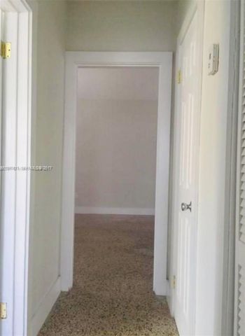 12000 NE 9th Ave 1, Biscayne Park, FL 33161