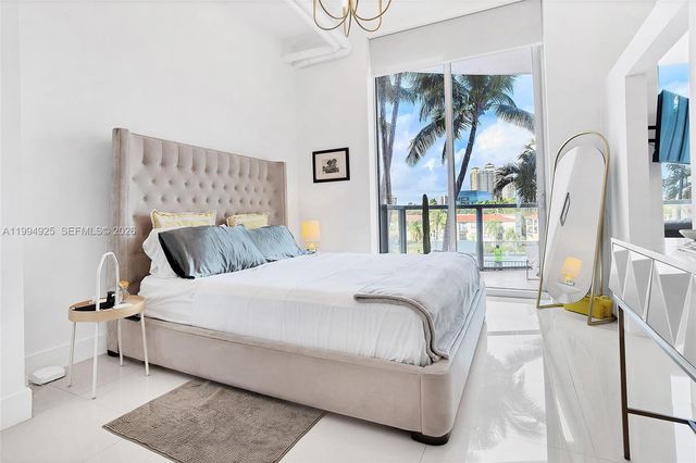 3029 NE 188th St 419, Aventura, FL 33180