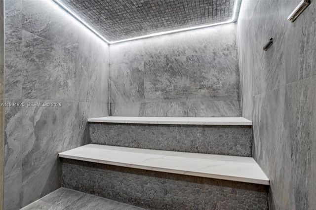 3029 NE 188th St 419, Aventura, FL 33180