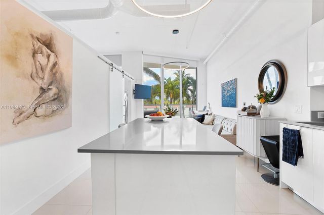 3029 NE 188th St 419, Aventura, FL 33180