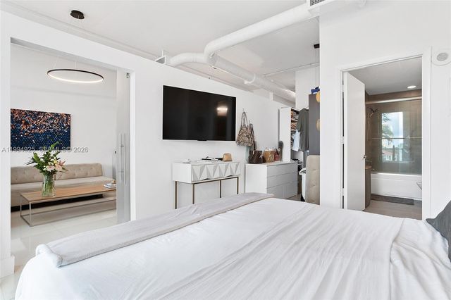 3029 NE 188th St 419, Aventura, FL 33180