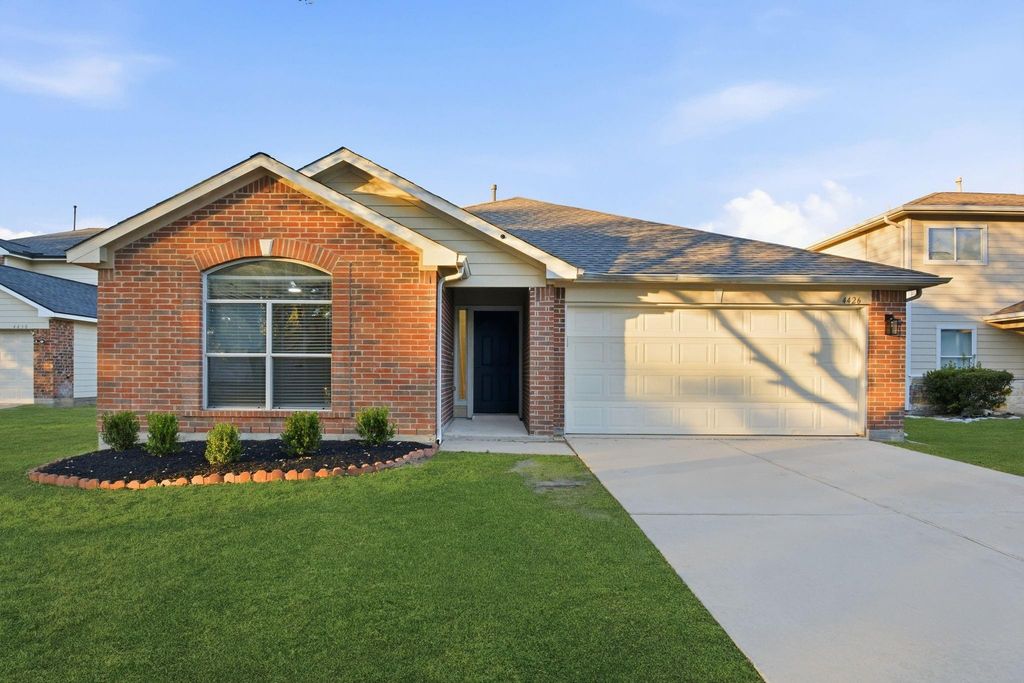 4426 Kulkarni Street, Houston, TX 77045