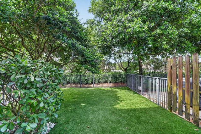 12992 Anthorne Lane, Boynton Beach, FL 33436
