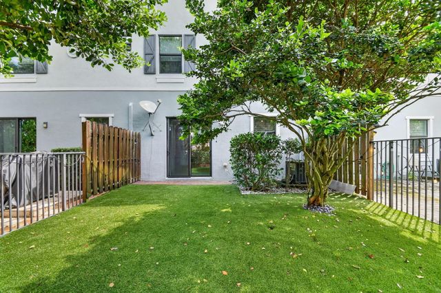 12992 Anthorne Lane, Boynton Beach, FL 33436