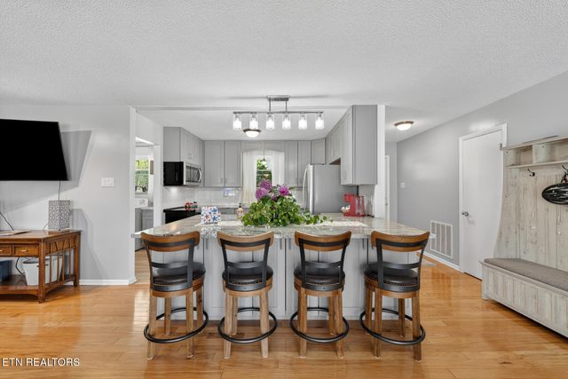 3008 Seminole Loop, Crossville, TN 38572