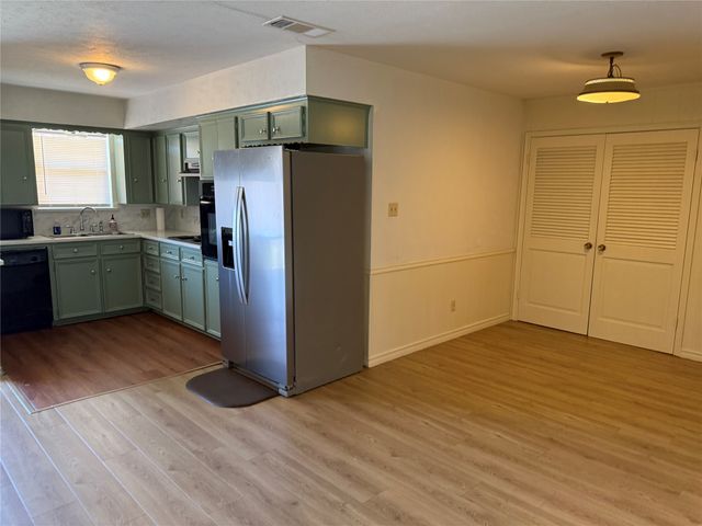 409 Tiffany Trail, Richardson, TX 75081