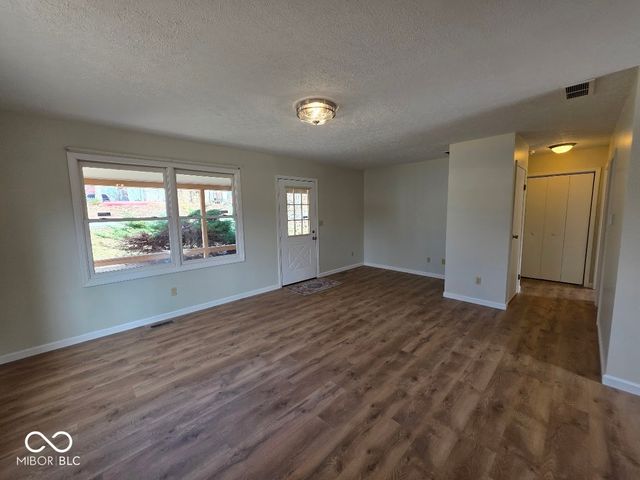 7939 N Shilo Road, Unionville, IN 47468