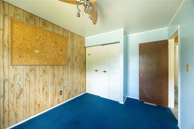 9979 Laurel Ave, Irwin, PA 15642