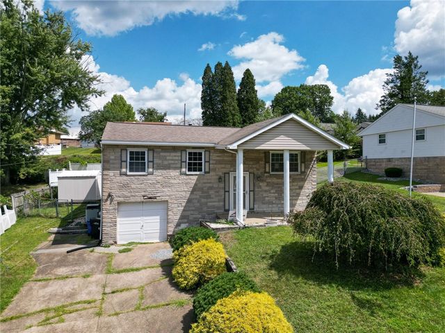 9979 Laurel Ave, Irwin, PA 15642