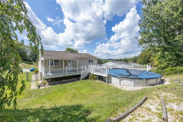 9979 Laurel Ave, Irwin, PA 15642