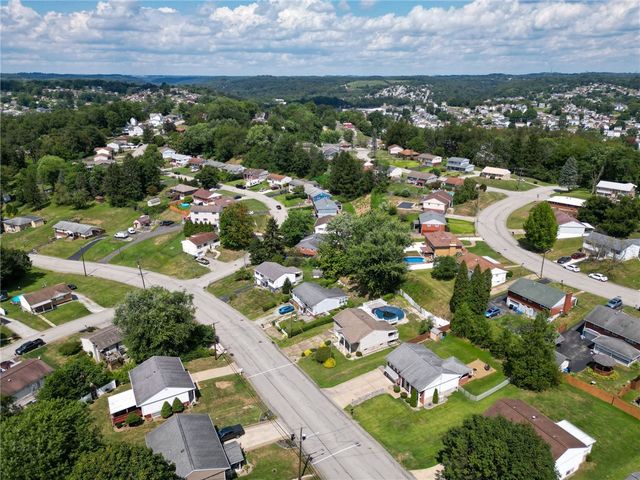 9979 Laurel Ave, Irwin, PA 15642