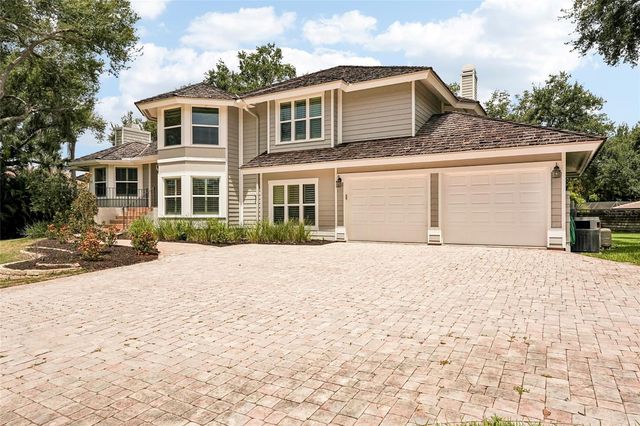 1675 LANDINGS LANE, Sarasota, FL 34231