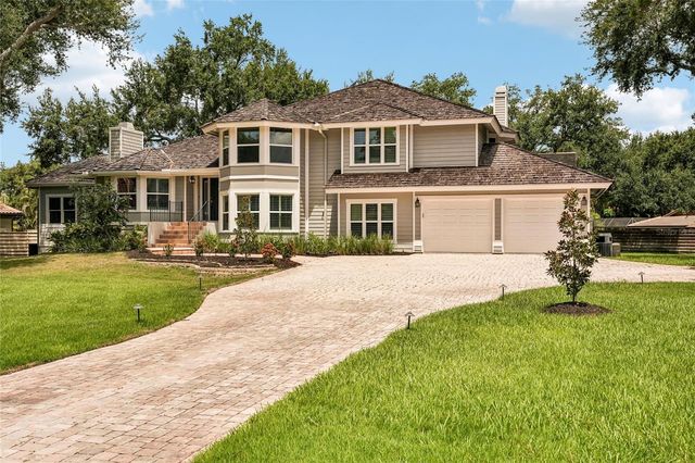 1675 LANDINGS LANE, Sarasota, FL 34231