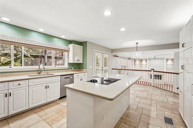 1675 LANDINGS LANE, Sarasota, FL 34231