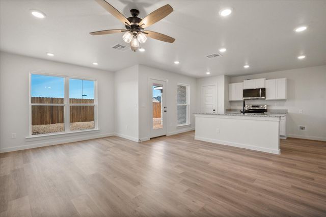 13802 Flint Avenue, Lubbock, TX 79423