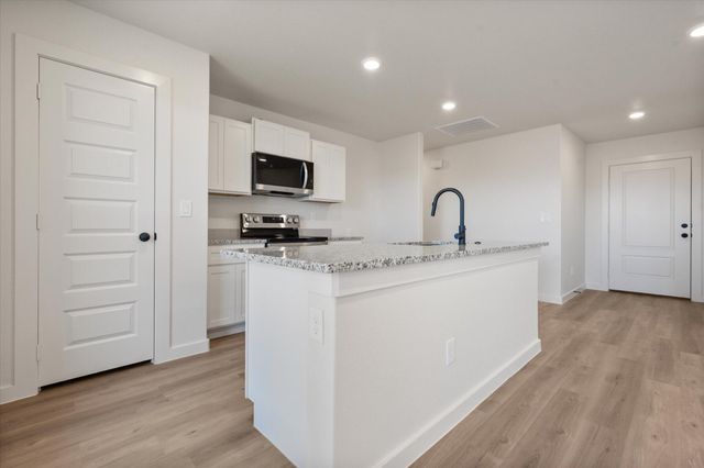 13802 Flint Avenue, Lubbock, TX 79423