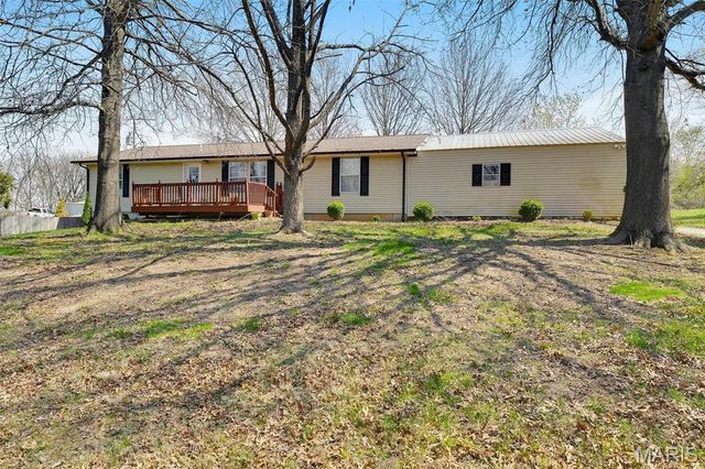 674 Mennemeyer Road, Troy, MO 63379
