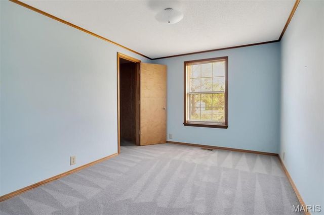 674 Mennemeyer Road, Troy, MO 63379