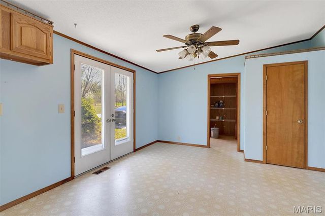 674 Mennemeyer Road, Troy, MO 63379