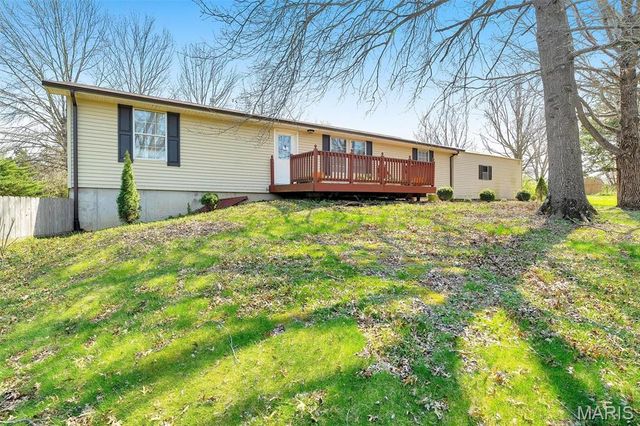 674 Mennemeyer Road, Troy, MO 63379