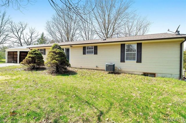 674 Mennemeyer Road, Troy, MO 63379