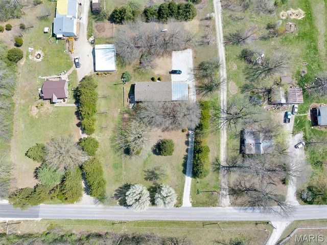674 Mennemeyer Road, Troy, MO 63379