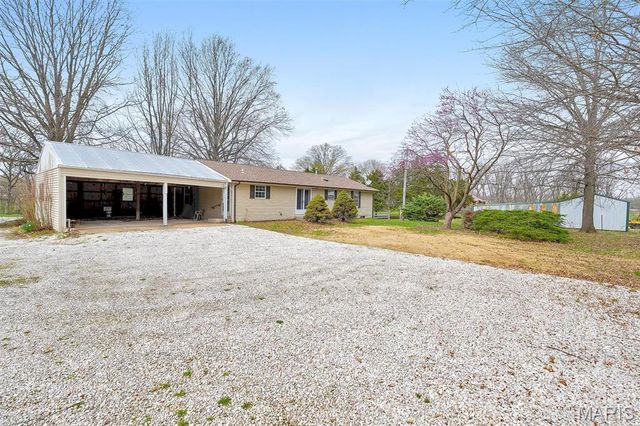 674 Mennemeyer Road, Troy, MO 63379
