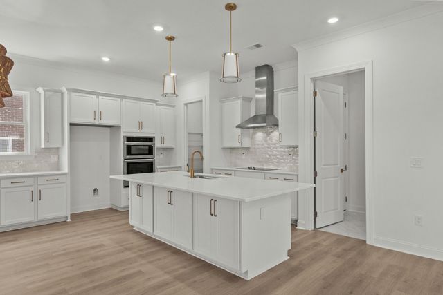 800 Creek Pointe Drive, Moncks Corner, SC 29461