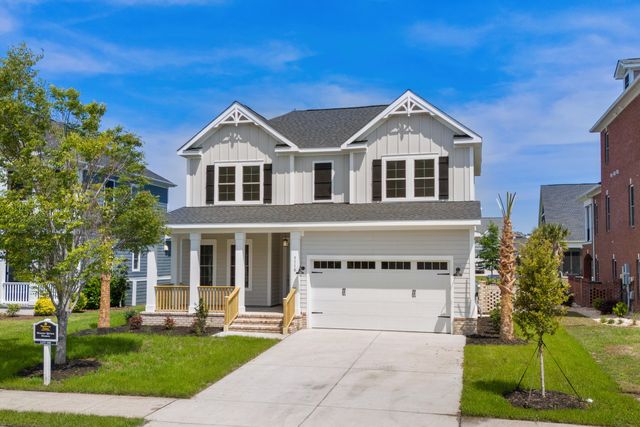 800 Creek Pointe Drive, Moncks Corner, SC 29461