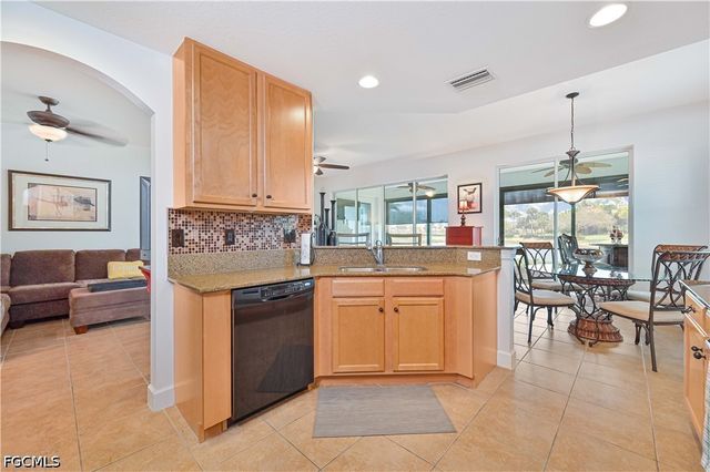 12924 New Market ST 102, Fort Myers, FL 33913