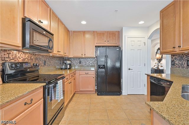 12924 New Market ST 102, Fort Myers, FL 33913