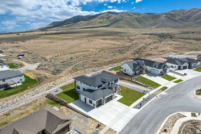 499 W STETSON AVE, Saratoga Springs, UT 84045