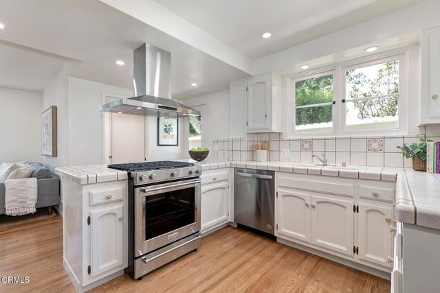 2096 Brigden, Pasadena, CA 91104