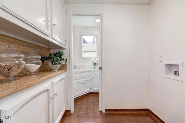 2096 Brigden, Pasadena, CA 91104
