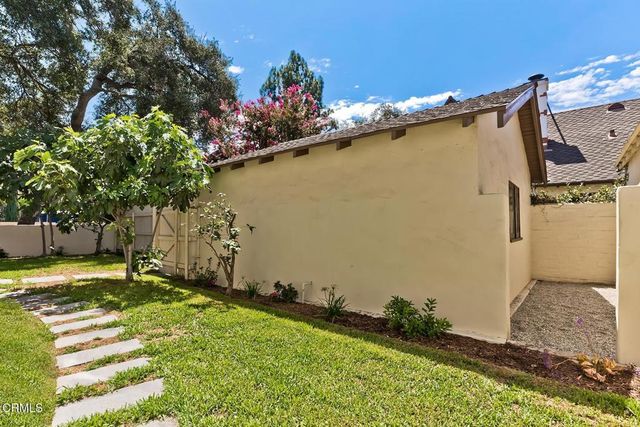 2096 Brigden, Pasadena, CA 91104