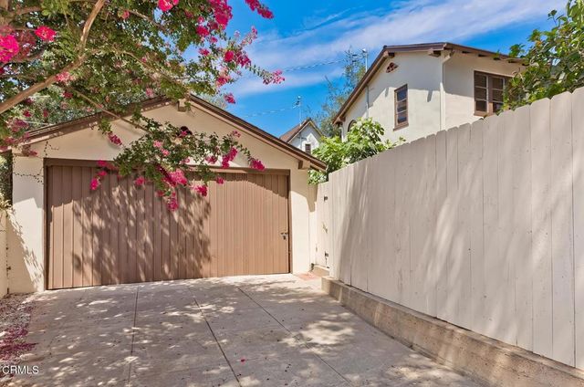 2096 Brigden, Pasadena, CA 91104