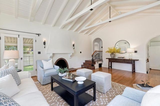 2096 Brigden, Pasadena, CA 91104