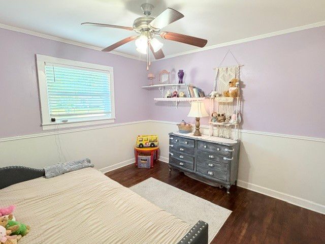 504 Franklin Dr, Paris, TN 38242