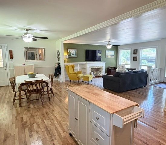 504 Franklin Dr, Paris, TN 38242